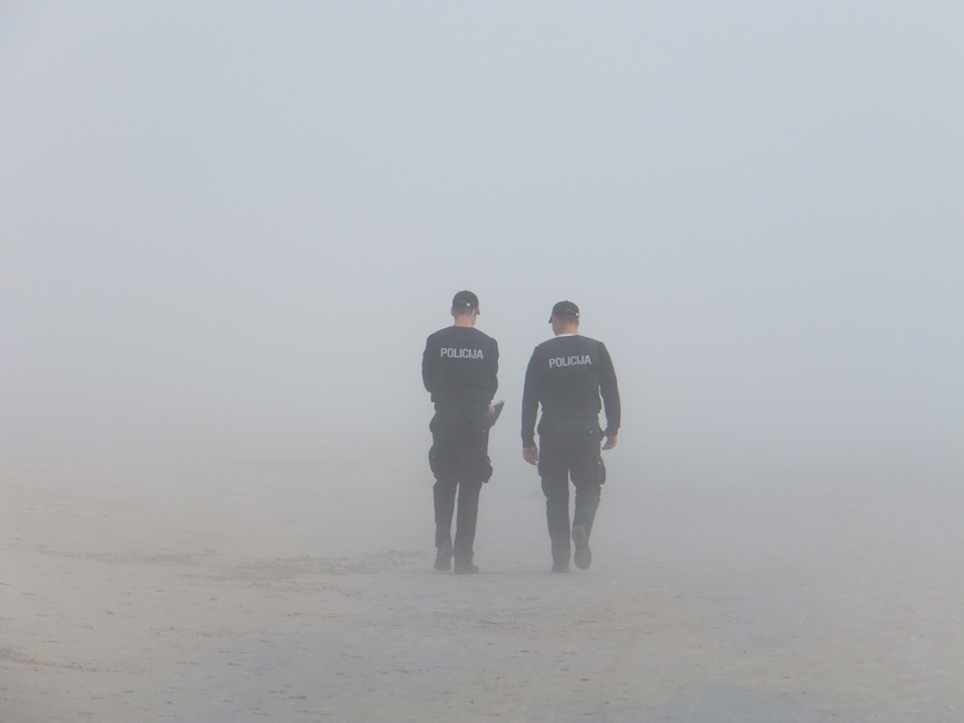 police-fog-seaside-38442-large